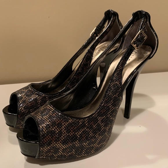Guess Leopard Pumps ( NWOT) - Picture 4 of 11